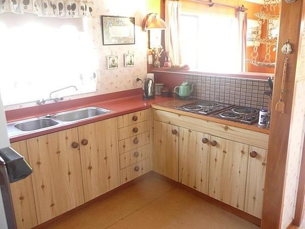 Cute Cottage - Cooks Beach Bach Экстерьер фото